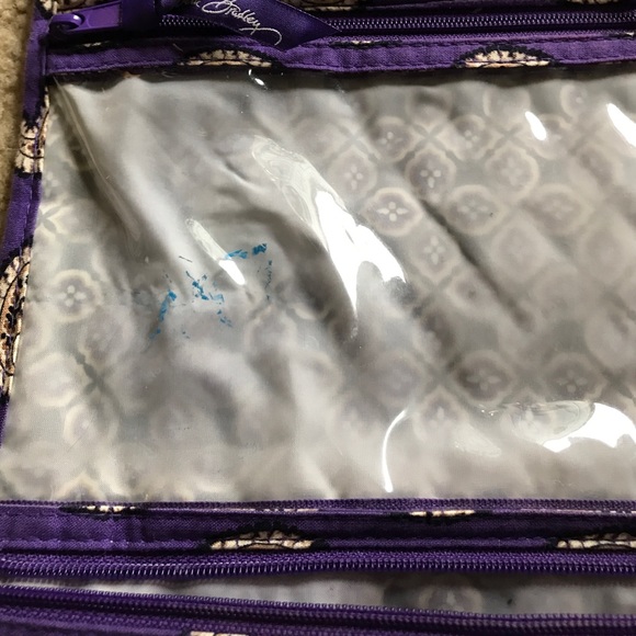 Vera Bradley Simply Violet Hanging Cos Bag - Picture 4 of 8